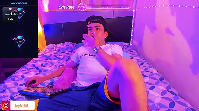 Snapshot of Jey_keler1 chatting on March 2025 06:58:01 AM Jey keler1 online show from March 2025 06:58:01 AM