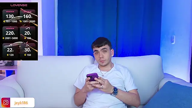 Snapshot of Jey_keler1 chatting on November 2025 09:43:02 PM Jey keler1 online show from November 2025 09:43:02 PM