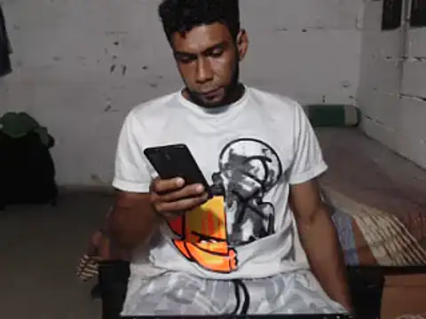 Snapshot of erik_alexander chatting on December 2024 03:47:01 AM erik alexander online show from December 2024 03:47:01 AM