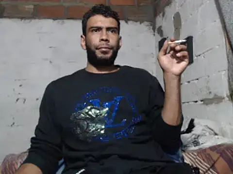 Snapshot of erik_alexander chatting on January 2025 03:58:02 AM erik alexander online show from January 2025 03:58:02 AM