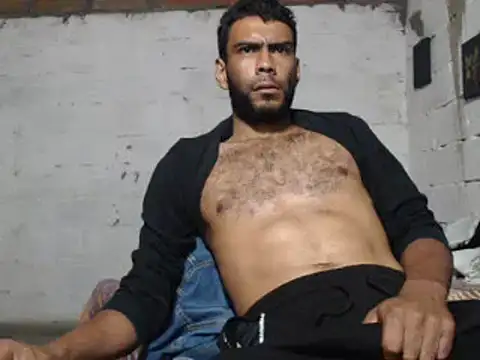 Snapshot of erik_alexander chatting on January 2025 07:00:01 AM erik alexander online show from January 2025 07:00:01 AM