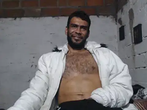 Snapshot of erik_alexander chatting on January 2025 09:04:01 AM erik alexander online show from January 2025 09:04:01 AM