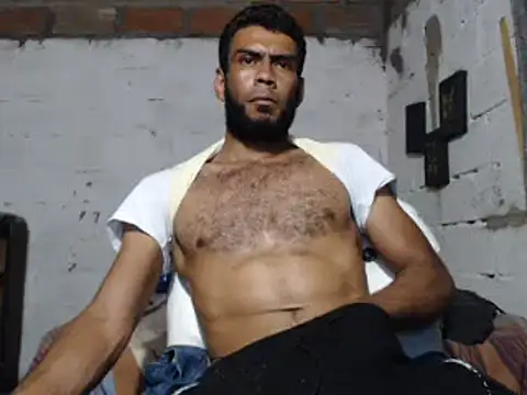 Snapshot of erik_alexander chatting on February 2025 03:00:02 AM erik alexander online show from February 2025 03:00:02 AM