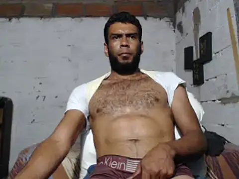 Snapshot of erik_alexander chatting on February 2025 06:04:01 AM erik alexander online show from February 2025 06:04:01 AM