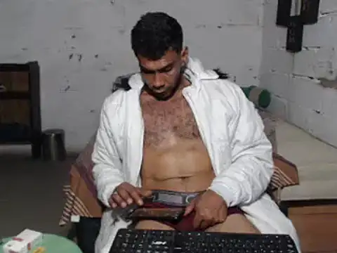 Snapshot of erik_alexander chatting on February 2025 06:22:02 AM erik alexander online show from February 2025 06:22:02 AM