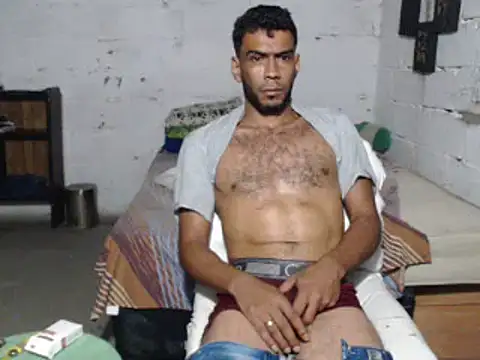 Snapshot of erik_alexander chatting on February 2025 09:24:01 AM erik alexander online show from February 2025 09:24:01 AM