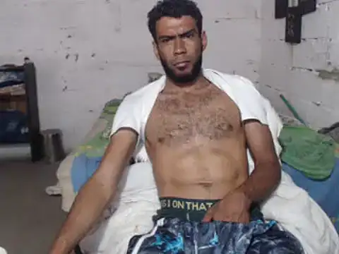 Snapshot of erik_alexander chatting on March 2025 12:44:02 PM erik alexander online show from March 2025 12:44:02 PM