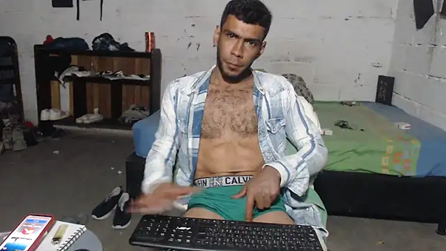 Snapshot of erik_alexander chatting on September 2025 02:44:02 AM erik alexander online show from September 2025 02:44:02 AM