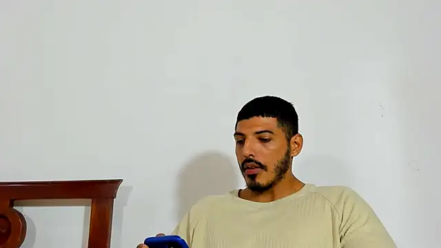 Snapshot of joris_vo chatting on February 2026 04:00:02 PM joris vo online show from February 2026 04:00:02 PM