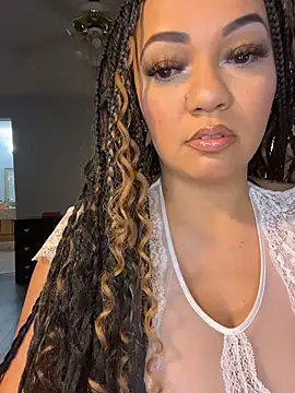 DestineeJayde online show from November 2025 05:32:02 AM