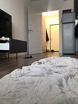 Snapshot of BigAssKi chatting on February 2026 08:37:02 AM BigAssKi online show from February 2026 08:37:02 AM