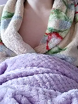 Snapshot of vaders_daughter chatting on February 2025 08:09:01 AM vaders daughter online show from February 2025 08:09:01 AM