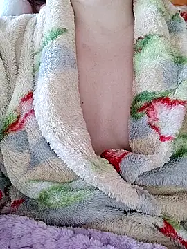 Snapshot of vaders_daughter chatting on February 2025 02:48:02 PM vaders daughter online show from February 2025 02:48:02 PM