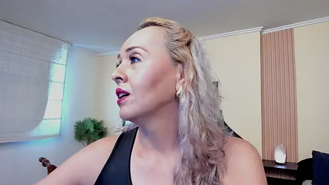 maylin yung online show from September 2025 11:55:01 AM