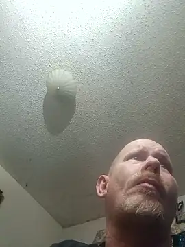 Snapshot of 52hoverDavid chatting on January 2026 12:25:01 AM 52hoverDavid online show from January 2026 12:25:01 AM