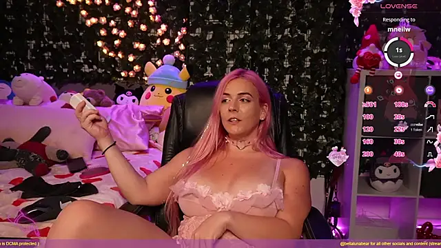 Snapshot of bellalunabear chatting on February 2025 02:57:02 AM bellalunabear online show from February 2025 02:57:02 AM