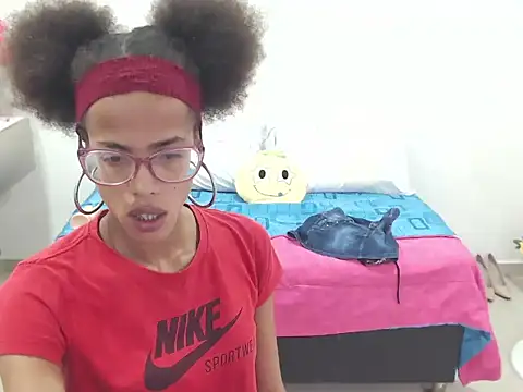 CanellaHotx online show from December 2024 04:20:01 PM