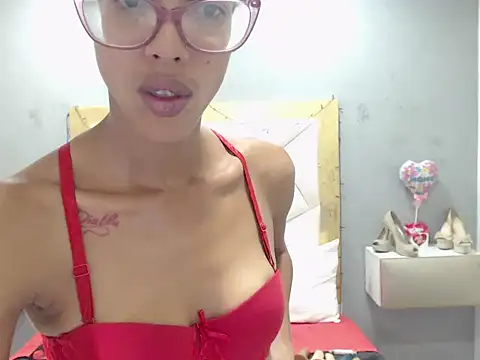 CanellaHotx online show from February 2025 08:00:02 PM