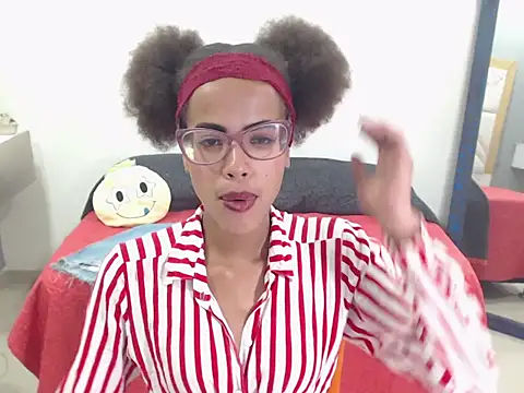 CanellaHotx online show from March 2025 05:38:01 PM