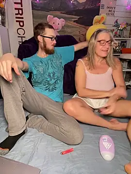 Snapshot of TrenaAnne chatting on April 2026 07:29:01 PM TrenaAnne online show from April 2026 07:29:01 PM