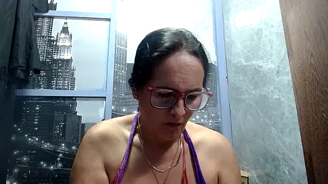 Nastylatinaxxx online show from February 2026 11:36:02 PM