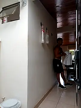 sebasxx97 online show from February 2025 01:33:01 PM