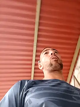 sebasxx97 online show from March 2025 12:39:02 PM