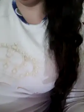 Snapshot of Zanoba-16 chatting on February 2025 07:25:01 PM Zanoba-16 online show from February 2025 07:25:01 PM