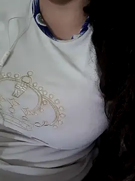 Snapshot of Zanoba-16 chatting on February 2025 10:28:02 PM Zanoba-16 online show from February 2025 10:28:02 PM