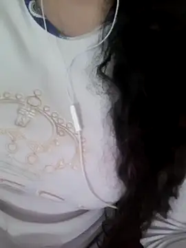 Snapshot of Zanoba-16 chatting on February 2025 09:15:01 AM Zanoba-16 online show from February 2025 09:15:01 AM