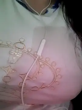 Snapshot of Zanoba-16 chatting on February 2025 06:58:01 PM Zanoba-16 online show from February 2025 06:58:01 PM