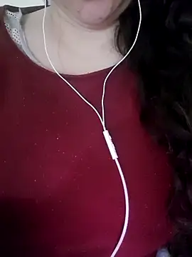 Snapshot of Zanoba-16 chatting on February 2025 08:37:01 AM Zanoba-16 online show from February 2025 08:37:01 AM