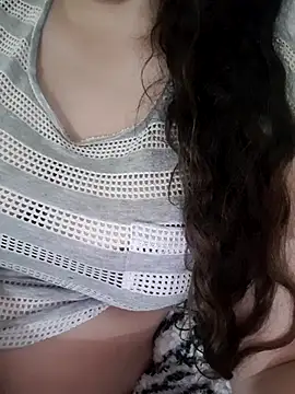 Snapshot of Zanoba-16 chatting on February 2025 04:45:02 PM Zanoba-16 online show from February 2025 04:45:02 PM