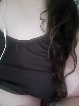 Snapshot of Zanoba-16 chatting on February 2025 12:52:02 PM Zanoba-16 online show from February 2025 12:52:02 PM