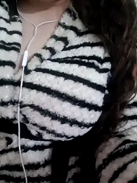 Snapshot of Zanoba-16 chatting on March 2025 07:59:01 PM Zanoba-16 online show from March 2025 07:59:01 PM