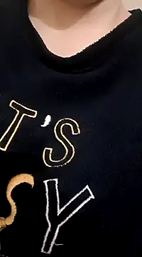 Snapshot of Zanoba-16 chatting on March 2025 05:31:01 PM Zanoba-16 online show from March 2025 05:31:01 PM