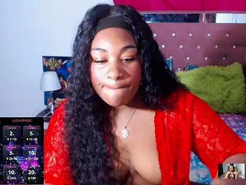 Snapshot of the_pearl199 chatting on April 2026 04:28:02 AM the pearl199 online show from April 2026 04:28:02 AM