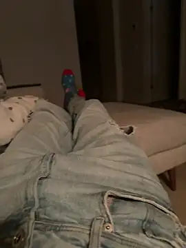 mightgogay online show from February 2025 03:32:01 AM