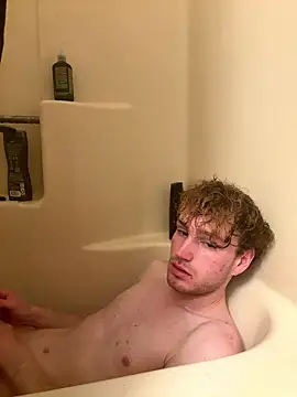 Snapshot of CreamyAustin chatting on January 2026 09:20:01 PM CreamyAustin online show from January 2026 09:20:01 PM