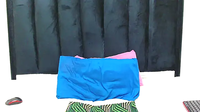 Snapshot of EBONY_WILD_ASS chatting on May 2026 01:11:01 AM EBONY WILD ASS online show from May 2026 01:11:01 AM