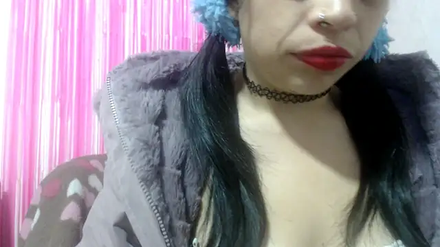 Snapshot of montthbluee chatting on February 2025 10:07:01 AM montthbluee online show from February 2025 10:07:01 AM