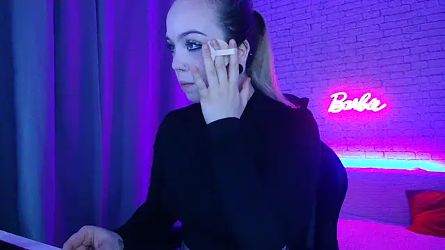 -Stacyy- online show from November 2025 10:07:01 AM