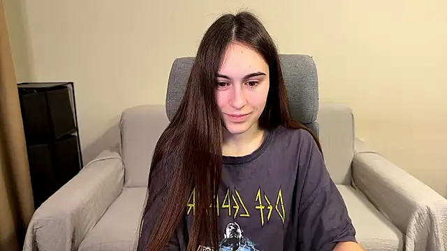 Snapshot of AliceKolltt chatting on March 2026 08:26:02 PM AliceKolltt online show from March 2026 08:26:02 PM