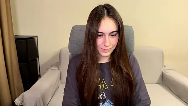 Snapshot of AliceKolltt chatting on March 2026 08:27:02 PM AliceKolltt online show from March 2026 08:27:02 PM