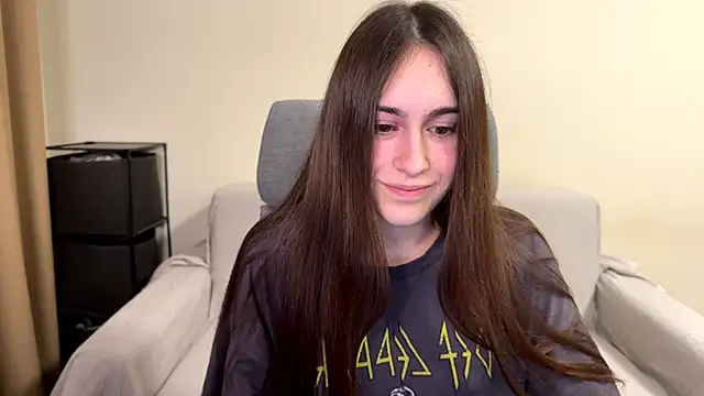 Snapshot of AliceKolltt chatting on March 2026 09:14:02 PM AliceKolltt online show from March 2026 09:14:02 PM