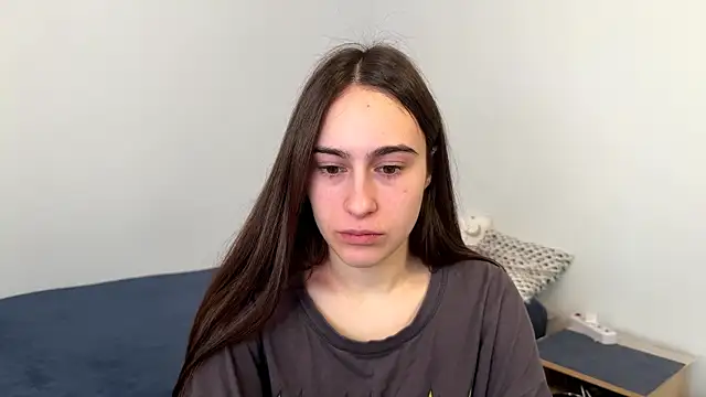 AliceKolltt online show from May 2026 06:10:01 AM