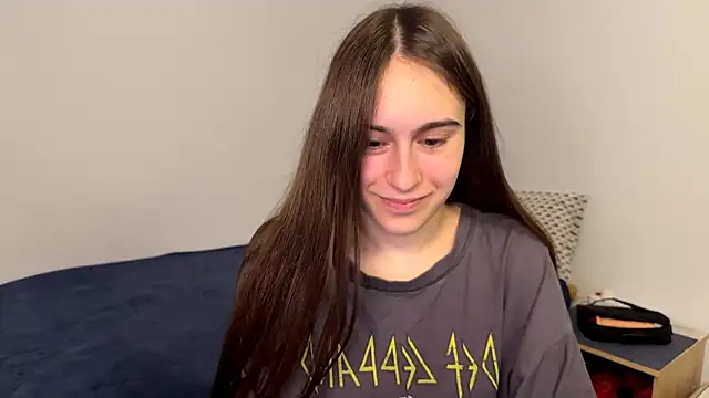 AliceKolltt online show from May 2026 07:21:01 PM
