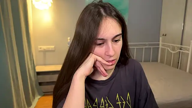 AliceKolltt online show from July 2026 05:55:02 AM