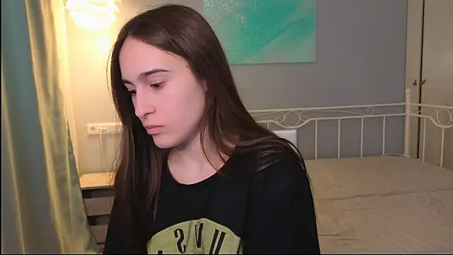 AliceKolltt online show from July 2026 10:39:01 AM