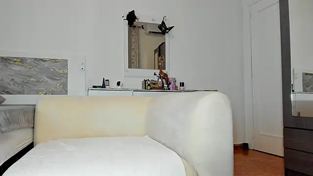 anisialuna  online show from March 2026 05:35:02 AM